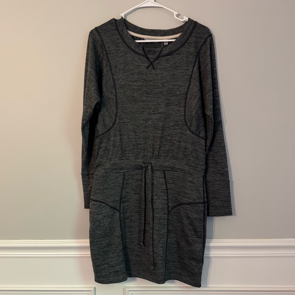 Athleta Charcoal Long Sleeve Dress (A1-10)‎
